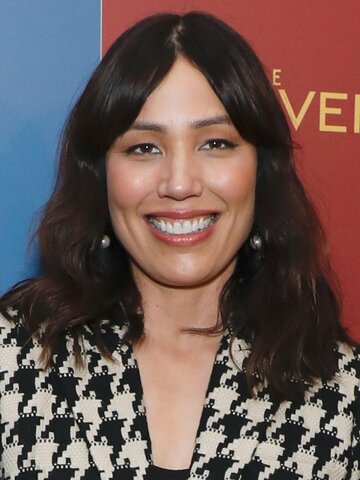 Michaela Conlin Headshot