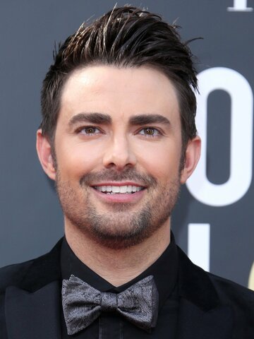 Jonathan Bennett Headshot
