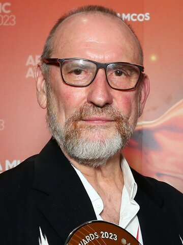 Colin Hay Headshot
