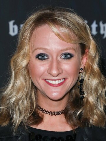 Rheagan Wallace Headshot