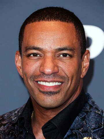 Laz Alonso Headshot