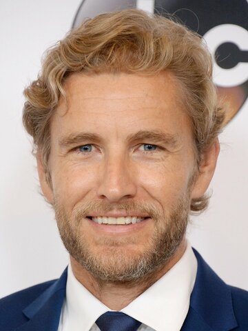 Brett Tucker Headshot