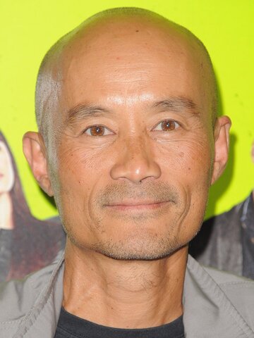 Long Nguyen Headshot