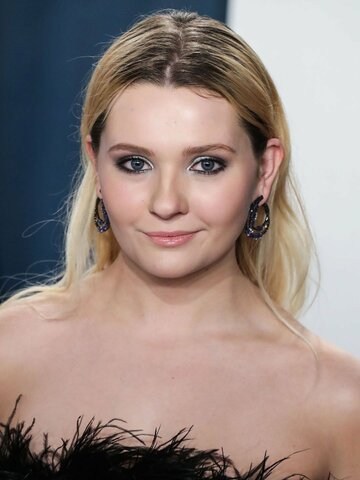 Abigail Breslin Headshot