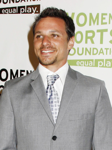 Drew Lachey Headshot