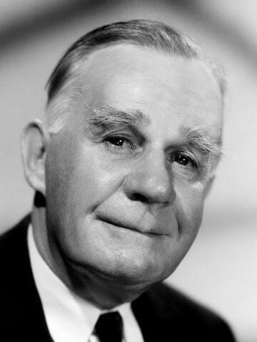 Henry Travers Headshot