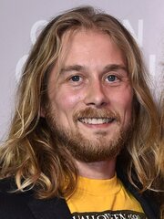 Lou Taylor Pucci