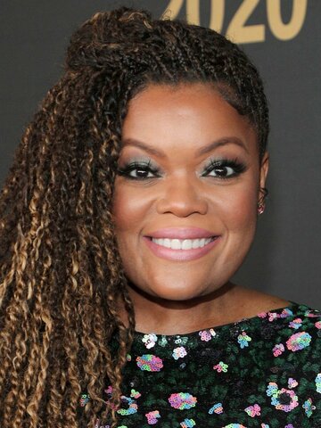 Yvette Nicole Brown Headshot