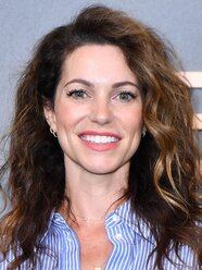Courtney Henggeler Actress
