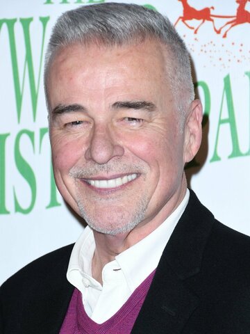Ian Buchanan Headshot