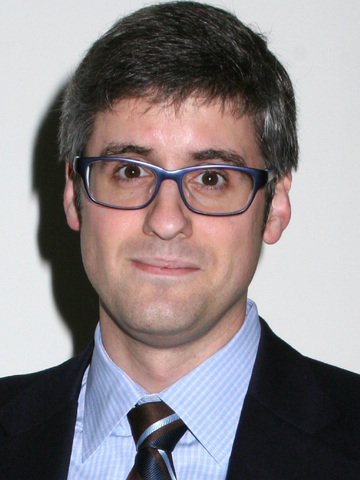 Mo Rocca Headshot