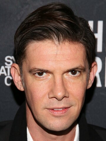 Toby Schmitz Headshot