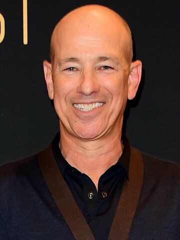 Howard Gordon Headshot