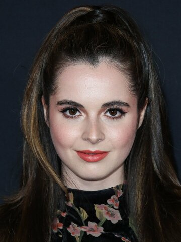 Vanessa Marano Headshot