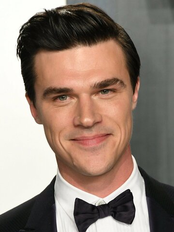 Finn Wittrock Headshot