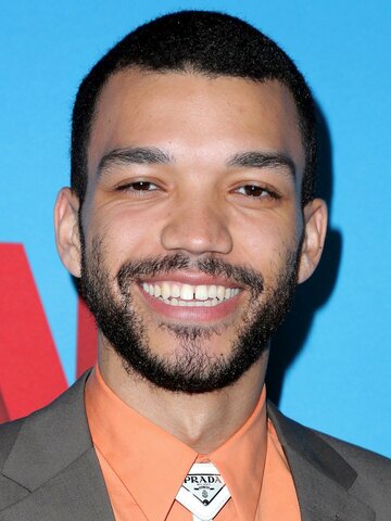 Justice Smith Headshot