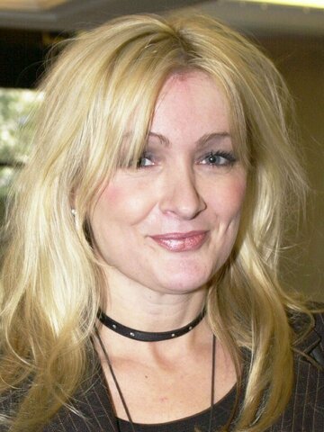 Caroline Aherne Headshot
