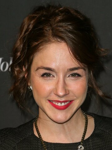 Erin Karpluk Headshot