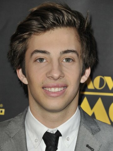 Jimmy Bennett Headshot
