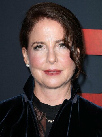 Robin Weigert Headshot