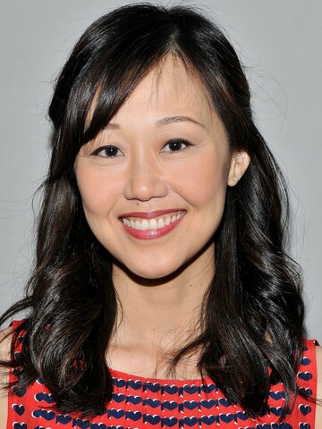 Elaine Kao Headshot