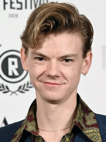 Thomas Brodie-Sangster Headshot