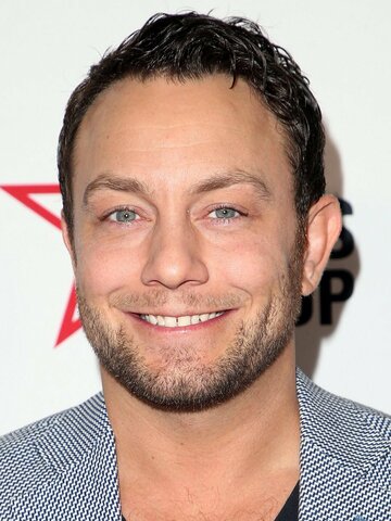 Jonathan Sadowski Headshot