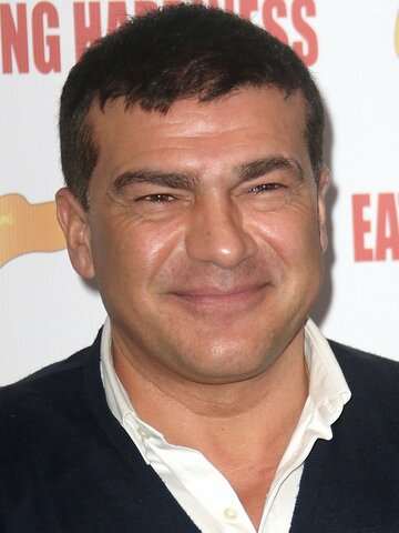 Tamer Hassan Headshot