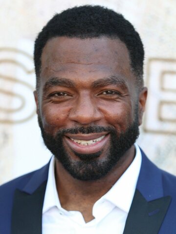 Gilbert Glenn Brown Headshot