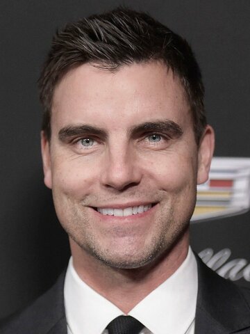 Colin Egglesfield Headshot