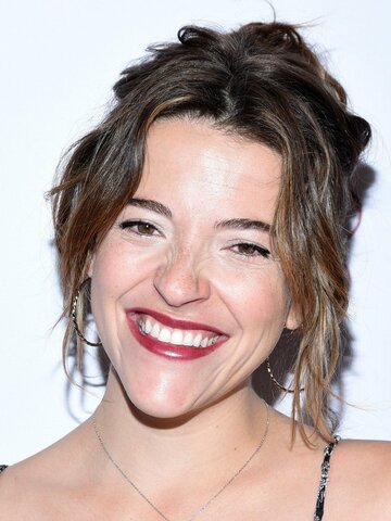 Paula Brancati Headshot