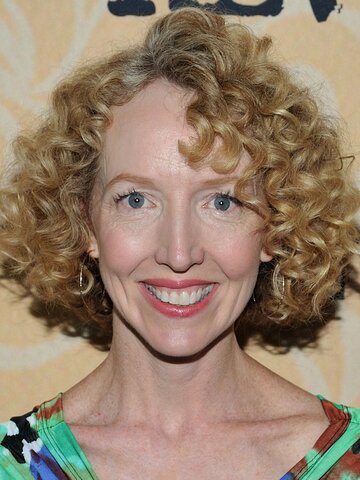 Darlene Hunt Headshot