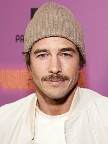 Ryan Carnes Headshot
