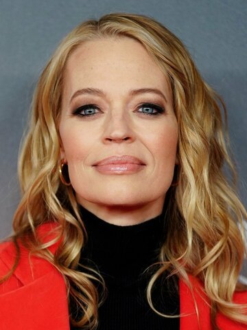 Jeri Ryan Headshot