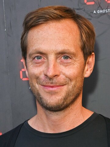 Stephen Campbell Moore Headshot