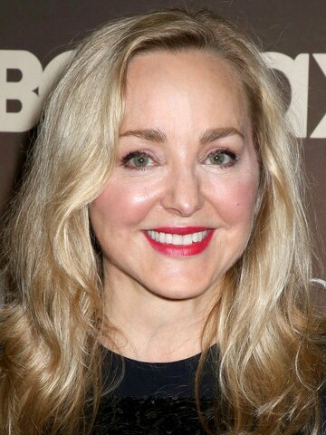 Geneva Carr Headshot