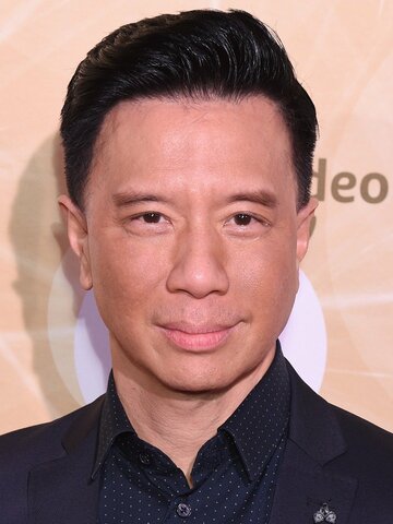 Reggie Lee Headshot