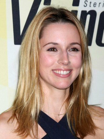 Alona Tal Headshot