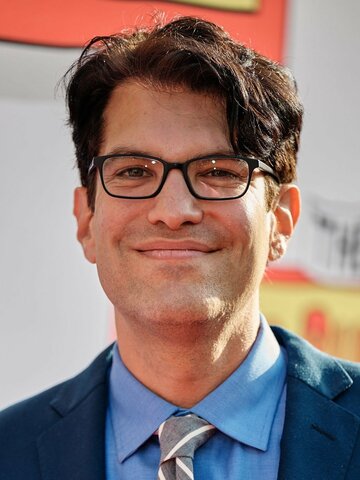 Dan Mintz Headshot