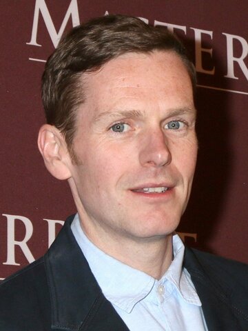 Shaun Evans Headshot