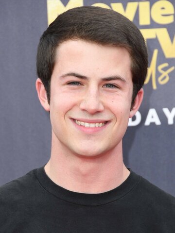 Dylan Minnette Headshot