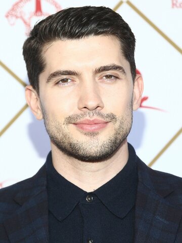 Carter Jenkins Headshot