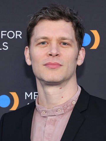 Joseph Morgan Headshot