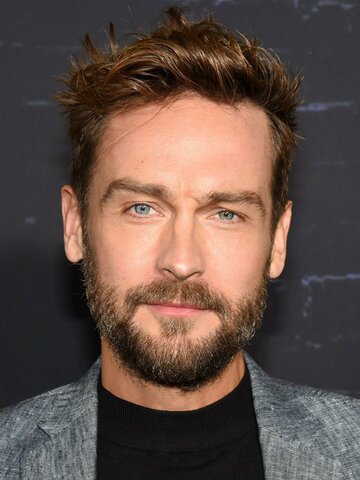 Tom Mison Headshot