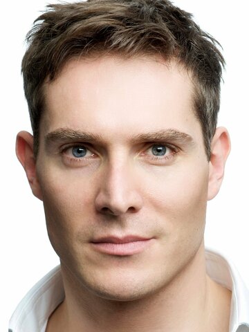 Mark Umbers Headshot