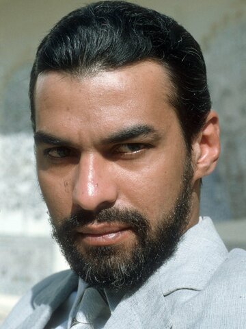 Derrick Branche Headshot