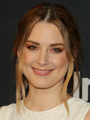 Alexandra Breckenridge Headshot