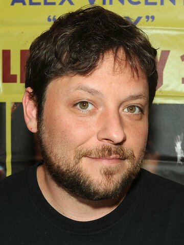 Alex Vincent Headshot