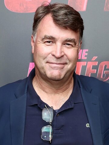 Thomas Augsberger Headshot