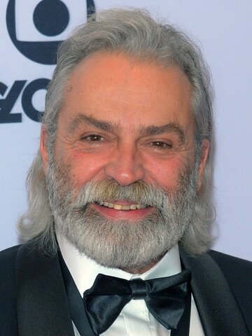 Haluk Bilginer Headshot